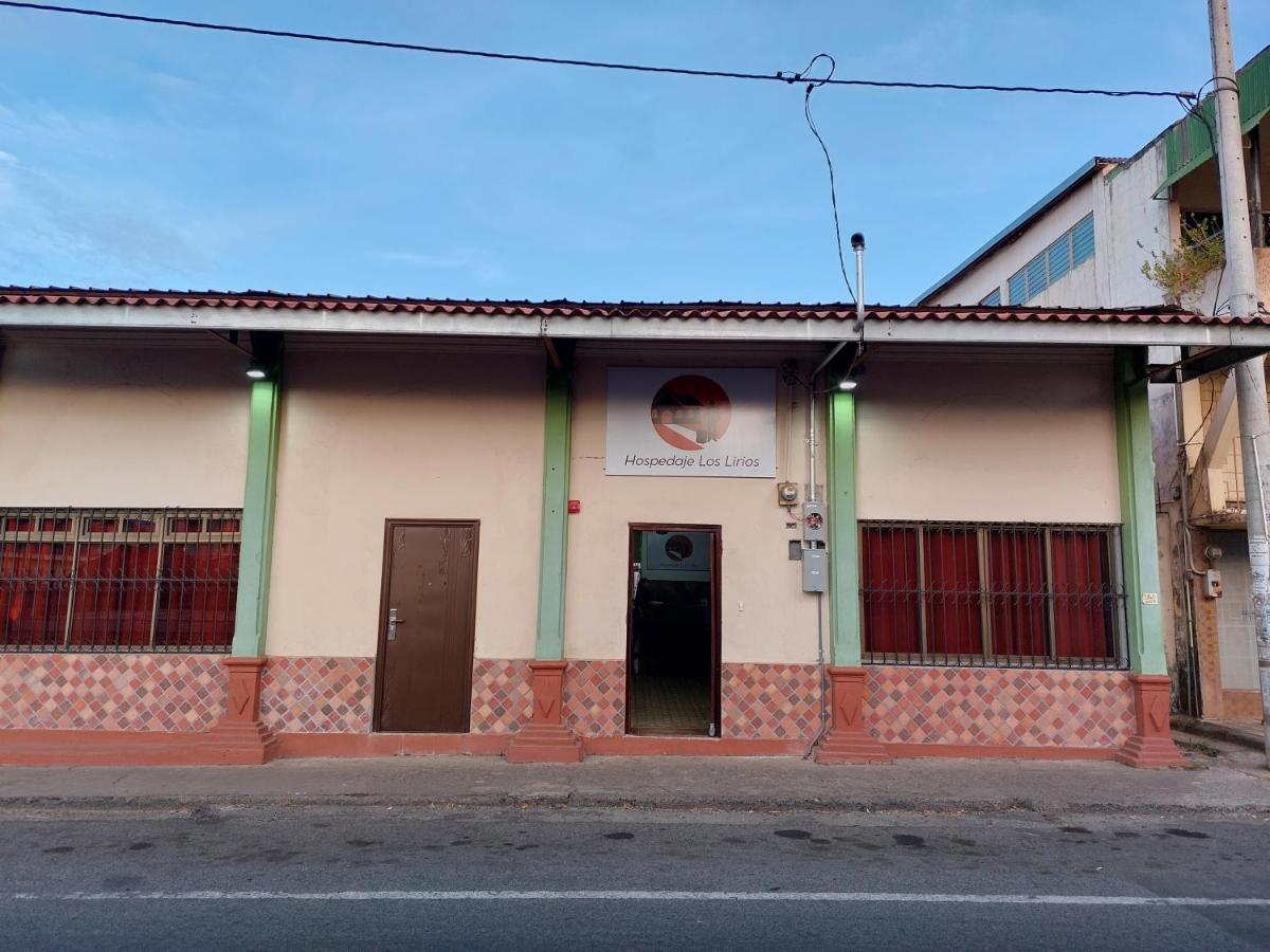 Hospedaje Los Lirios Chitré Exteriér fotografie